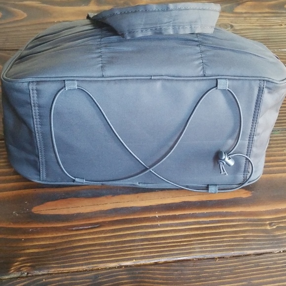 GAIAM Metro Yoga Bag - Picture 3 of 5